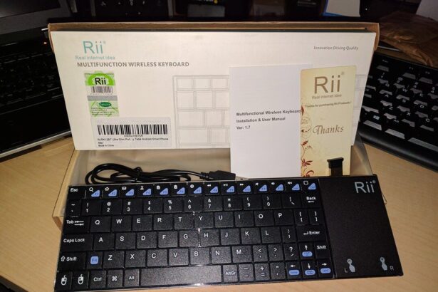 Rii k12bt bluetooth ultra slim portable keyboard with trackpad