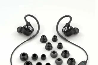 Possibly the best bt in-ear headphones in its class | epic 2 black with earbuds | review by cryovex