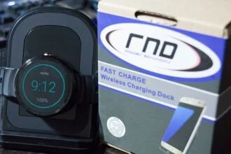 Wireless fast charging desktop stand by RND Accessories | Smart Tech, Sharp Takes - CRYOVEX.com Wireless fast charging desktop stand by rnd accessories | rnd wireless fast charge stand cryovex header | review by cryovex