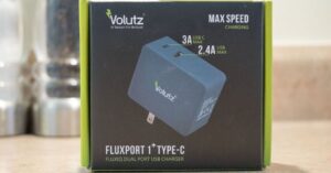 Video review : Volutz FLUXPORT Dual USB-C and A wall charger | Smart Tech, Sharp Takes - CRYOVEX.com Volutz fluxport cryovex header