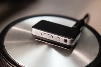 EarStudio turns wired headphones into wireless Bluetooth audio to delivers 24-bit studio-quality sound | Smart Tech, Sharp Takes - CRYOVEX.com Earstudio bluetooth 24-bit header cryovex