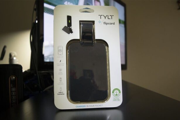Usb-c flipcard by tylt cryovex android coliseum header