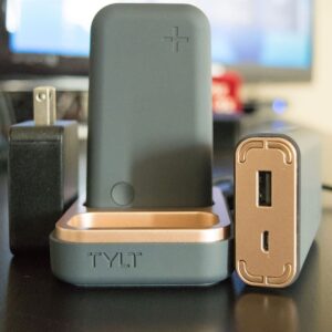 Do you carry a portable charger? TYLT DockIT might be the solution for you! | Smart Tech, Sharp Takes - CRYOVEX.com Tylt dockit grab go charger cryovex ottawa martin android