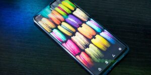OMG! Huawei P30 Pro does it stand up?! | Smart Tech, Sharp Takes - CRYOVEX.com Huawei p30 pro android news & all the bytes header