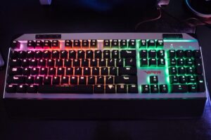 Dope Gaming Keyboard V765 Viper Gaming : Review | Smart Tech, Sharp Takes - CRYOVEX.com Viper gaming mechanical rgb keyboard v765 review