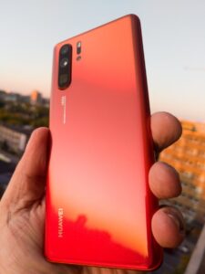 Revisiting Huawei P30 Pro - Amber Sunrise