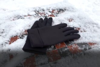 Touch Gloves made for the Canadian Winter Mujjo