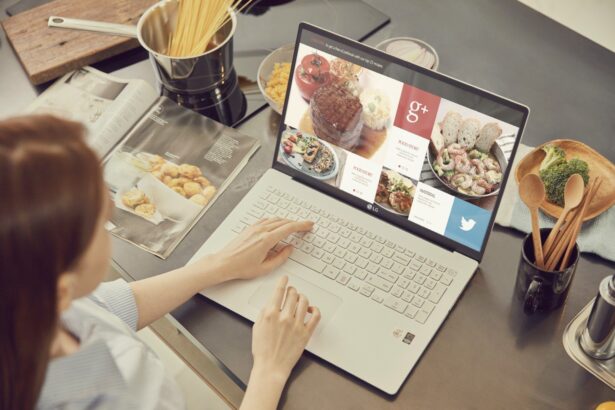 #CES2020 - LG's Gram Laptop reveal! | Smart Tech, Sharp Takes - CRYOVEX.com Lg_grammodel-17z90n_1