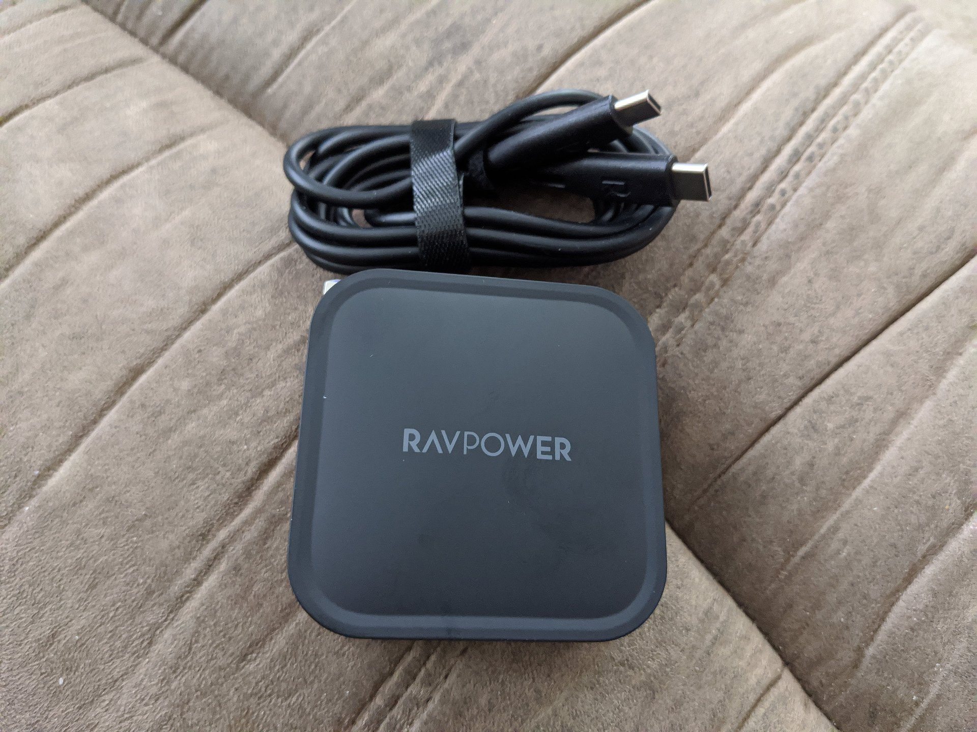 Best Usb Wall Charger 2020 - Ravpower 90W