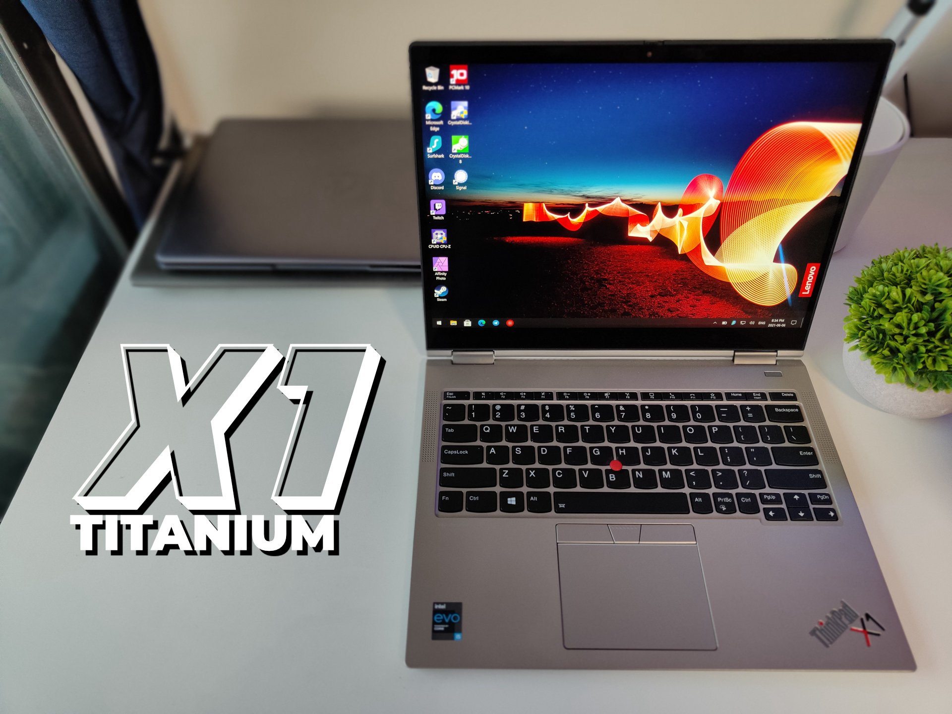 Laptop Review ThinkPad X1 Titanium pic 01