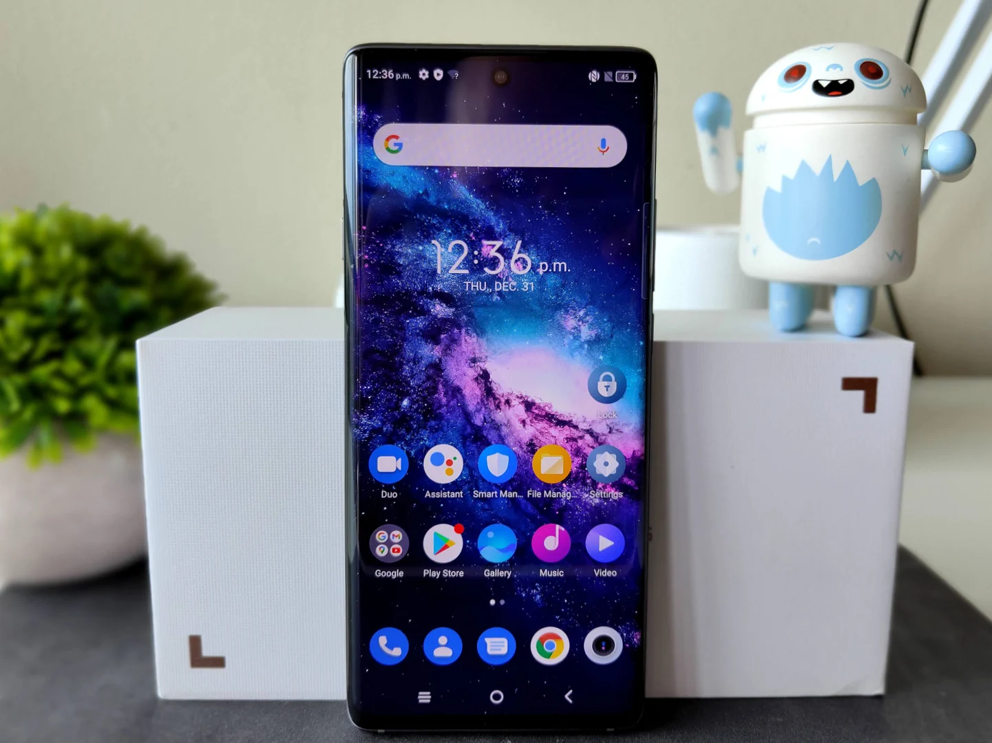 Underrated TCL 20 Pro 5G Canada Review - Display