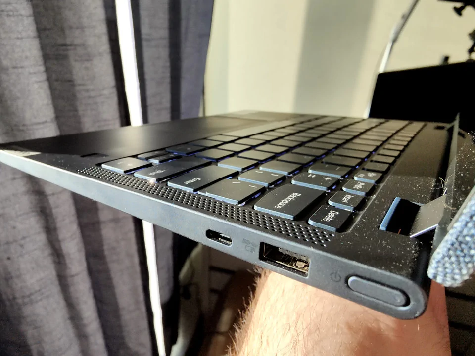2 in 1 Laptop - Lenovo Yoga 6 13 Review laptop ports