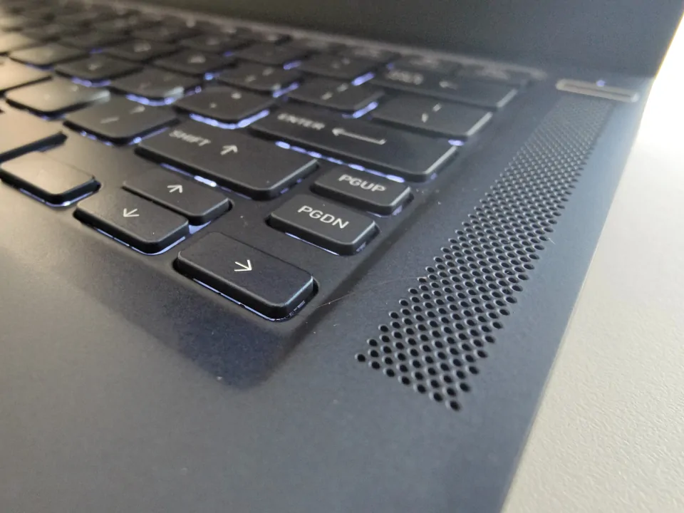 Hands On Dynabook Portege X40L Laptop [REVIEW] Keyboard