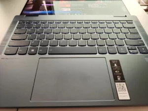 [REVIEW] Lenovo Yoga 7i 14-inch 2022 A Polished 2 in 1 Convertible Touchpad