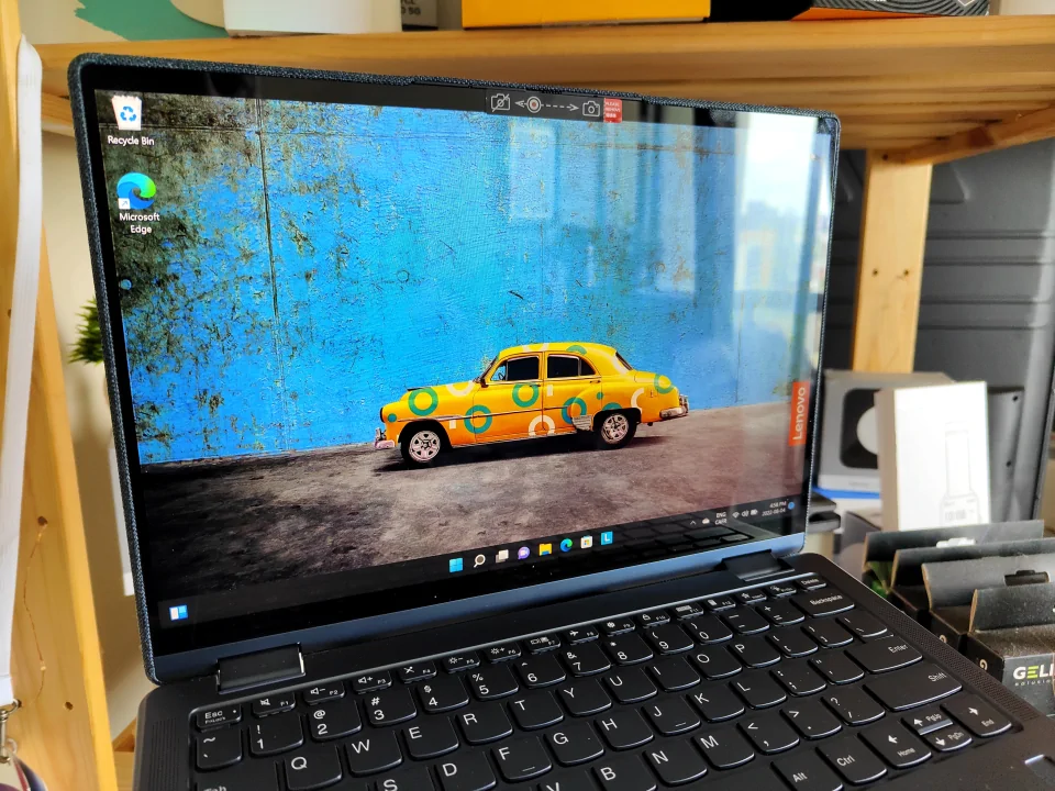[Review] The Lenovo Yoga 6 – Laptop Display