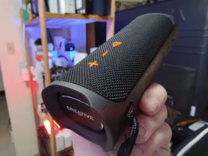 Creative Muvo Go Bluetooth Waterproof Speaker Crazy Loud