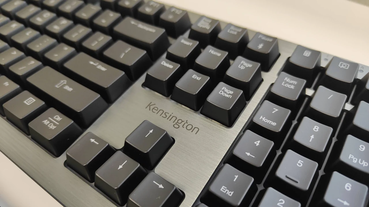 Kensington MK7500F QuietType Pro Keyboard 06