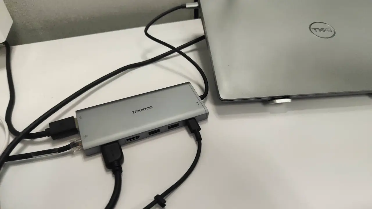ZMUIPNG 14-IN-1 USB-C Docking Station usage 3 of 3