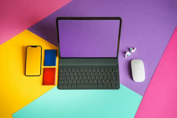 Reasons To Invest In An SSD | Smart Tech, Sharp Takes - CRYOVEX.com Laptop with external ssd for blazing fast performance, reliability and energy efficiency