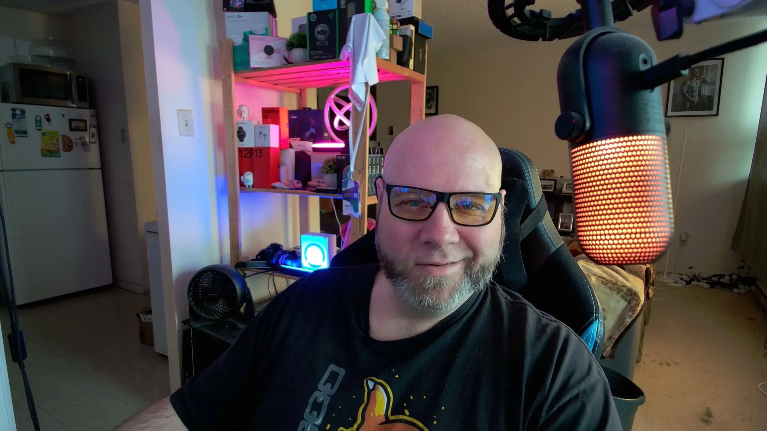 Razer Kiyo V2 webcam review: A Complete 4K Test, Pros, Cons & Is It Worth It in 2026? | Smart Tech, Sharp Takes - CRYOVEX.com Razer kiyo v2 webcam sample image in daylight showing natural color and balanced exposure