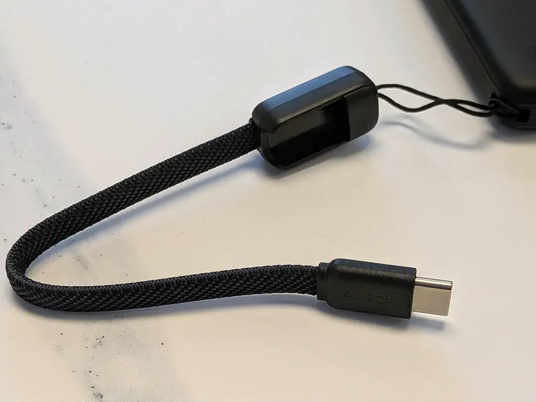 The iniu snapgo air usb-c gocord