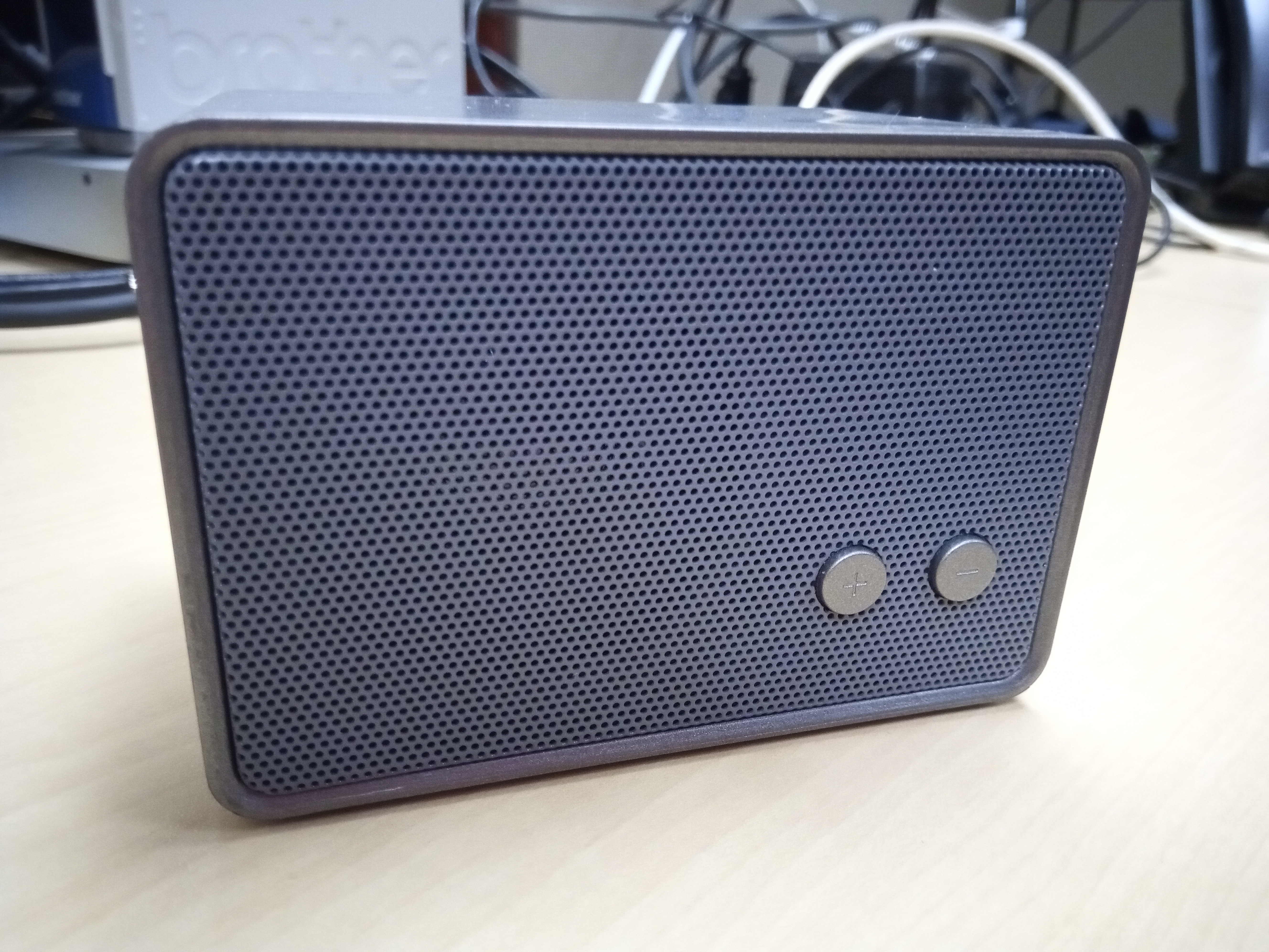 Aukey Bluetooth Speaker Offers Decent Sound In A Compact Size