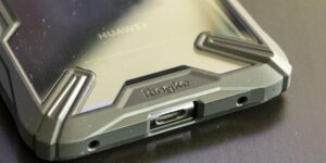 Ringke rugged slim fit Huawei Mate 20 Pro case | Smart Tech, Sharp Takes - CRYOVEX.com Ringke huawei mate 20 pro case